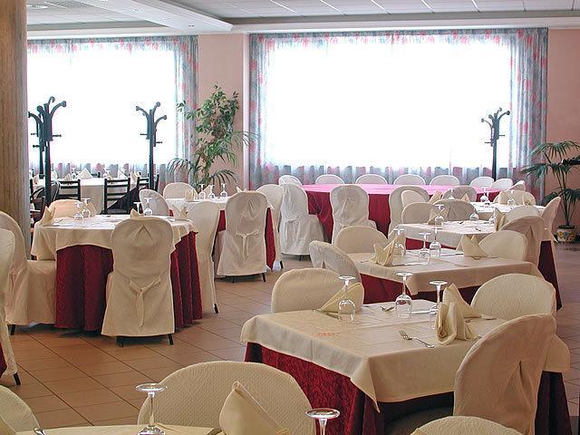Hotel Miami Civitella Del Tronto Esterno foto