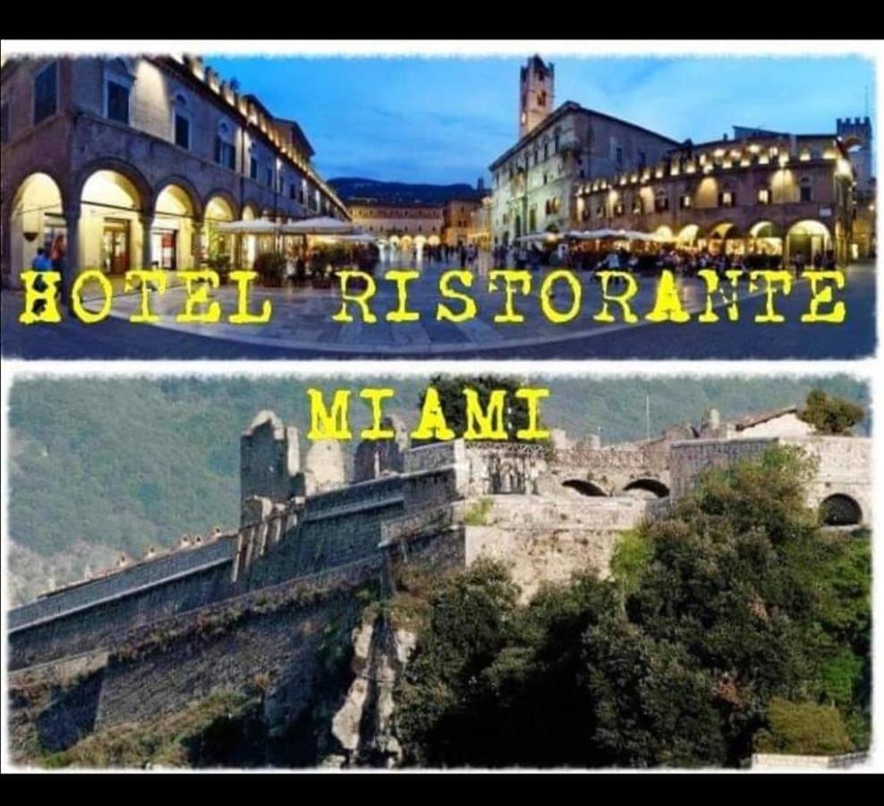 Hotel Miami Civitella Del Tronto Esterno foto